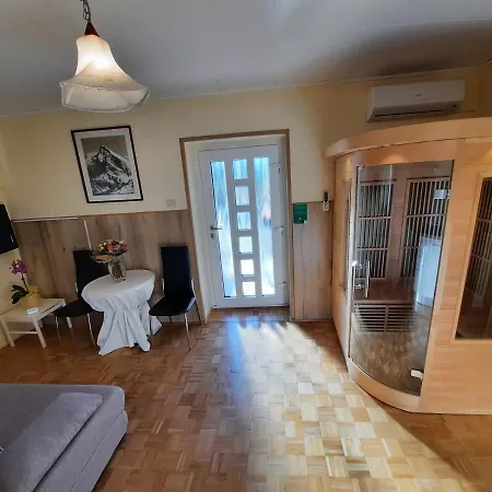 And Zonir With Sauna