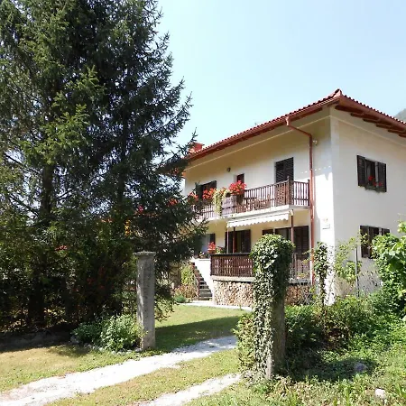 And Zonir With Sauna Appartamento